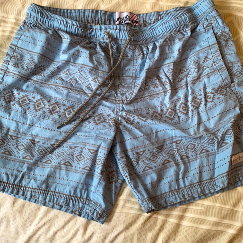 URBAN EQUIPMENT men’s swim shorts size XL